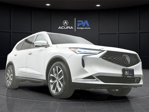 Certified 2024 Acura MDX SH-AWD w/ Technology Package image 30