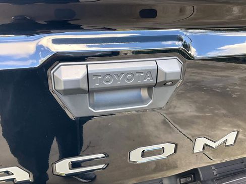 New 2025 Toyota Tacoma SR5 image 15