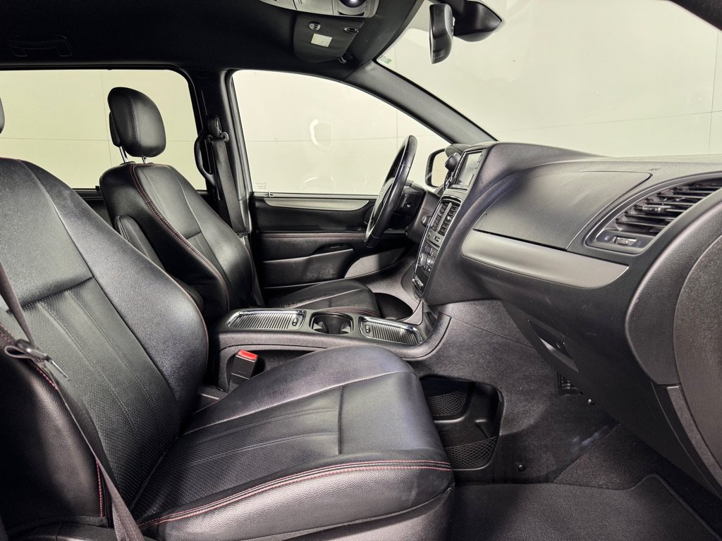 Used 2019 Dodge Grand Caravan GT FWD image 27