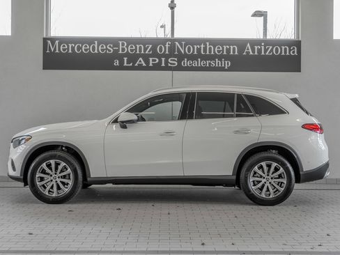 New 2026 Mercedes-Benz GLC 300 4MATIC image 2