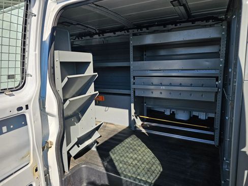 Used 2014 Chevrolet Express 2500 w/ Cold Climate Package image 10