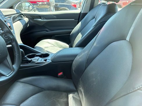 Used 2024 Toyota Camry XSE FWD image 10
