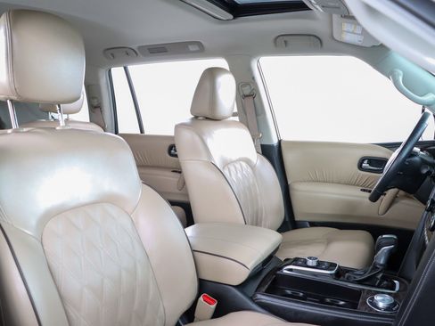 Used 2024 Nissan Armada Platinum w/ Captain's Chairs Package AWD/4WD image 33
