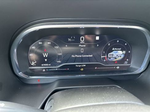 Certified 2023 GMC Yukon XL SLT AWD/4WD image 11