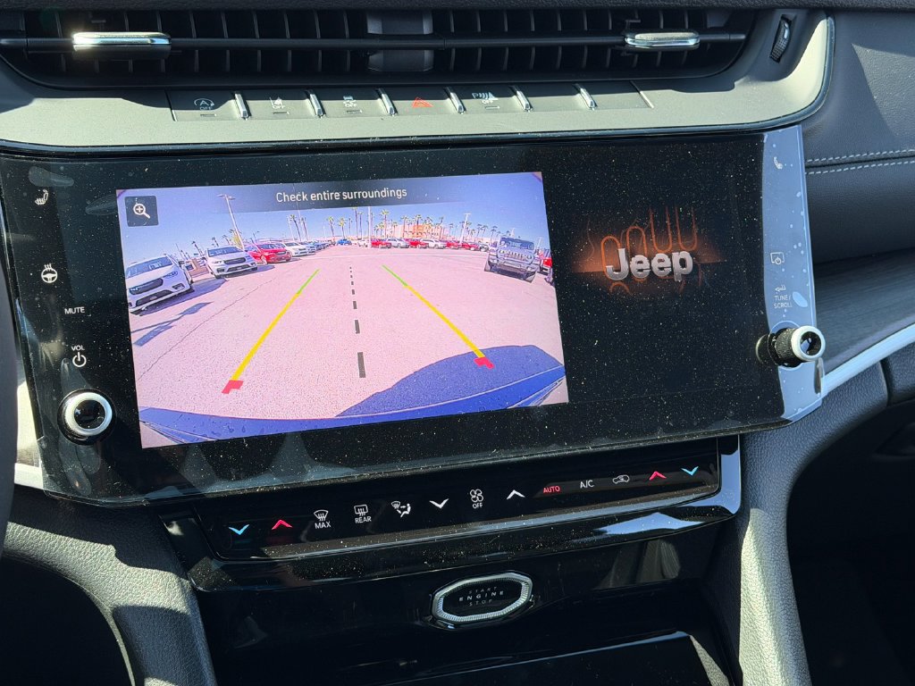 New 2026 Jeep Grand Cherokee Altitude AWD/4WD image 14