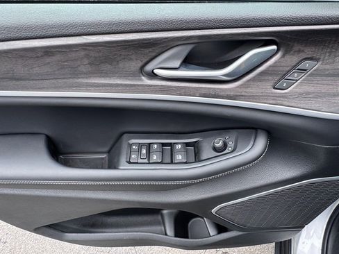 New 2026 Jeep Grand Cherokee L Limited AWD/4WD image 10
