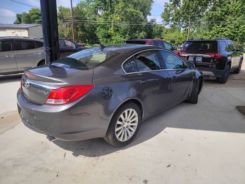 Used 2011 Buick Regal CXL Turbo w/ TO3 Preferred Equipment Group FWD image 3