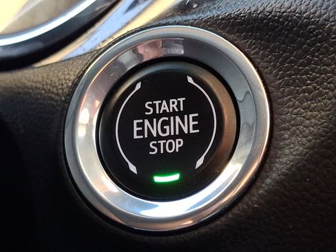 Used 2023 Buick Encore GX Select image 23