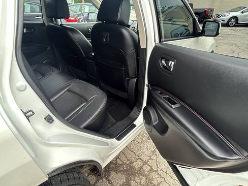 Used 2013 Nissan Rogue SL AWD/4WD image 8
