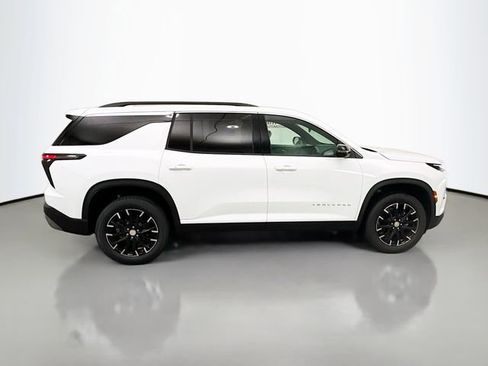 New 2026 Chevrolet Traverse LT w/ Sun and Wheel Package image 10