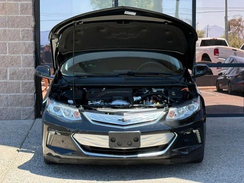 Used 2018 Chevrolet Volt Premier w/ Driver Confidence Package FWD image 21