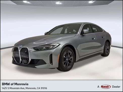 Used 2023 BMW i4 eDrive35 RWD image 1