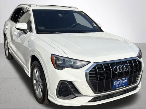 Used 2021 Audi Q3 2.0T Premium w/ Convenience Package image 5