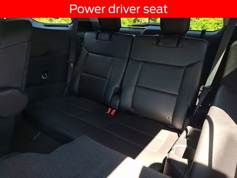 Certified 2023 Ford Explorer XLT w/ Equipment Group 202A AWD/4WD image 11