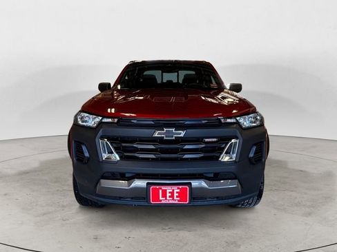 Used 2024 Chevrolet Colorado Trail Boss image 9