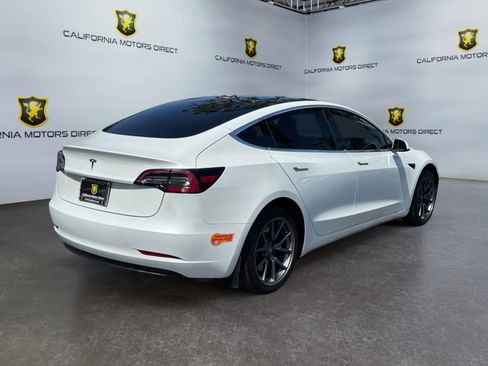 Used 2020 Tesla Model 3 Standard Range RWD image 5