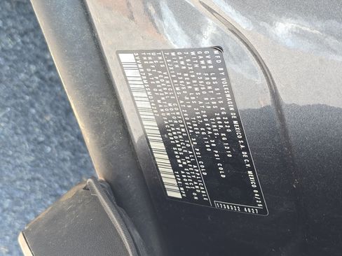 Certified 2025 Volkswagen Tiguan SE AWD/4WD image 37