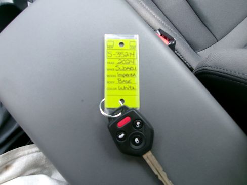 Used 2024 Subaru Impreza 2.0i image 17