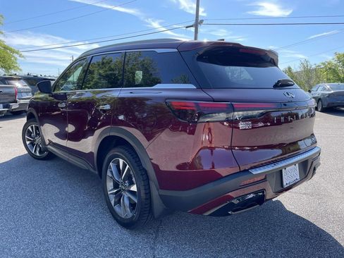 Used 2023 INFINITI QX60 Luxe w/ Vision Package FWD image 5