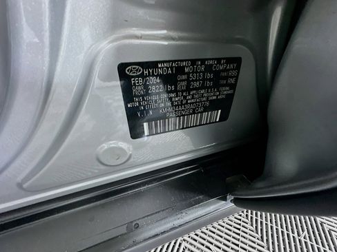 Used 2024 Hyundai Ioniq 6 SEL image 12