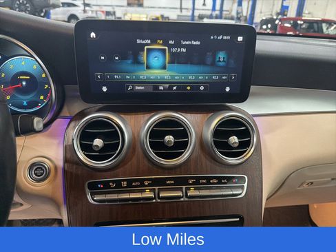 Used 2022 Mercedes-Benz GLC 300 4MATIC image 14