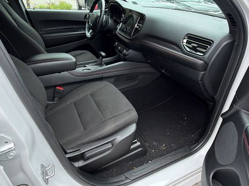 Used 2025 Dodge Durango GT AWD/4WD image 19