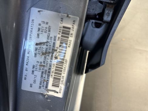 Used 2013 MAZDA MAZDA3 i Touring image 40