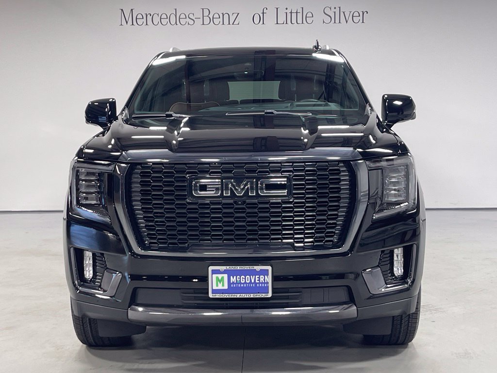 Used 2024 GMC Yukon XL Denali Ultimate AWD/4WD image 9