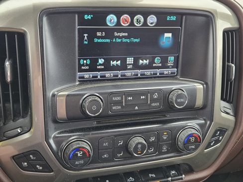 Used 2016 Chevrolet Silverado 1500 High Country w/ High Country Premium Package image 25