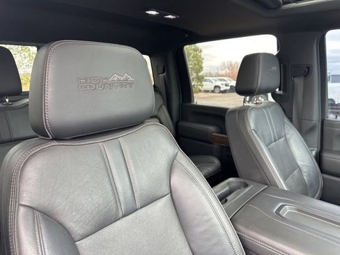 Used 2020 Chevrolet Silverado 2500 High Country w/ Z71 Off-Road Package image 30