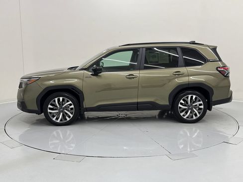 Used 2026 Subaru Forester Touring AWD/4WD image 2