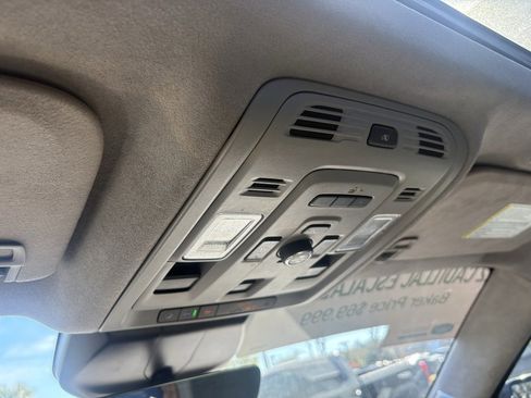 Used 2022 Cadillac Escalade ESV Sport Platinum image 30