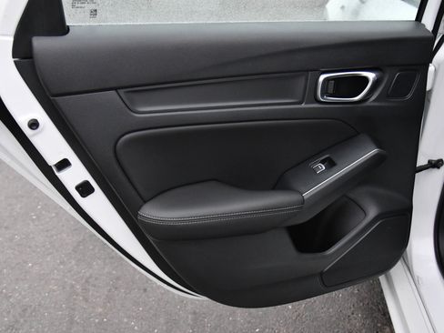 Used 2025 Acura Integra A-Spec image 38