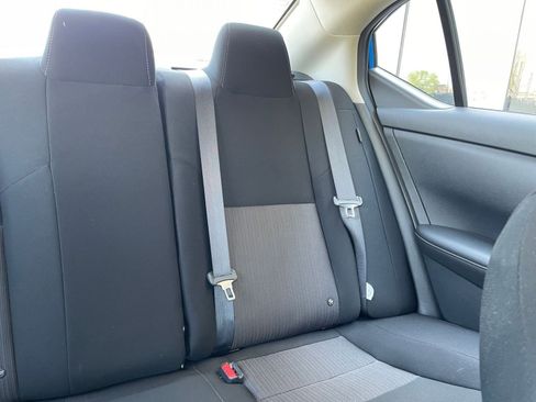 Used 2025 Nissan Sentra SV FWD image 35