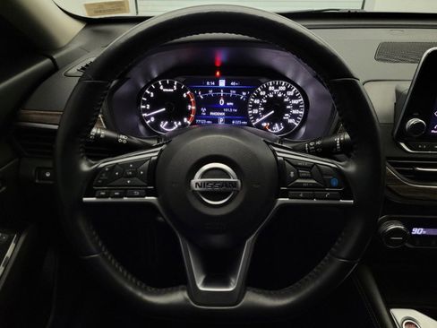 Used 2020 Nissan Altima 2.0 Platinum image 22