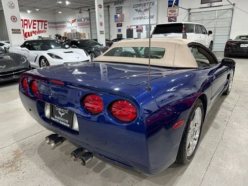 Used 2004 Chevrolet Corvette Convertible w/ Preferred Equipment Group RWD image 6
