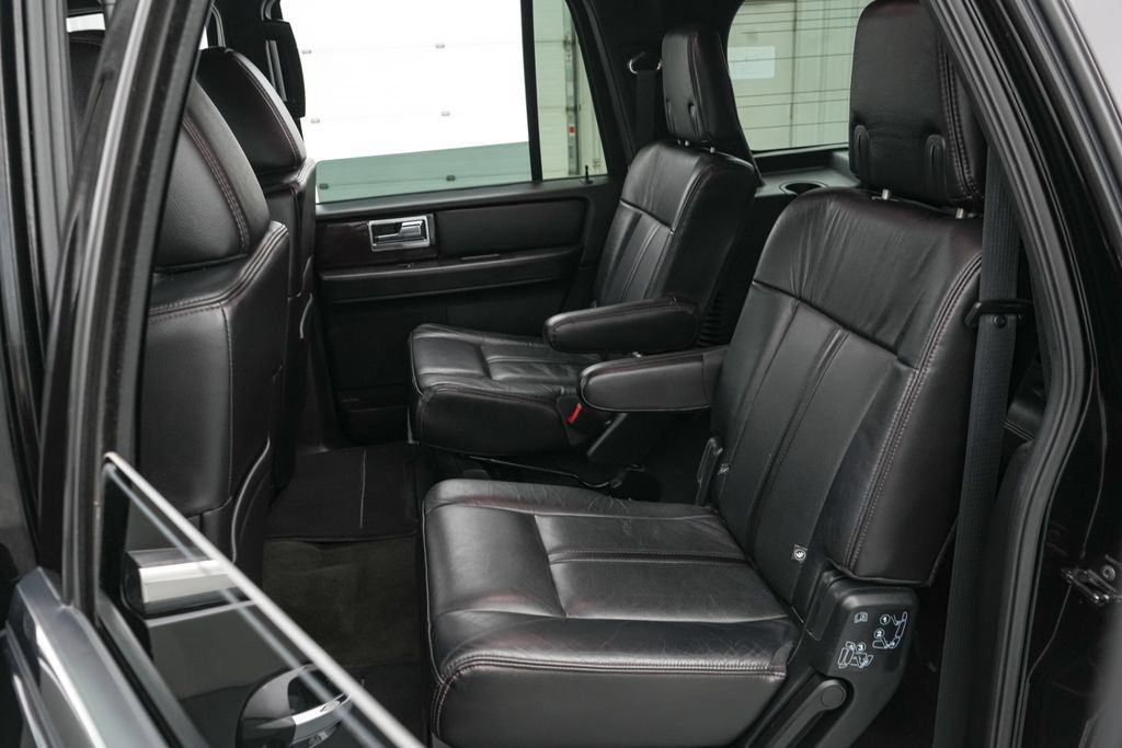 Used 2017 Lincoln Navigator L Reserve AWD/4WD image 21