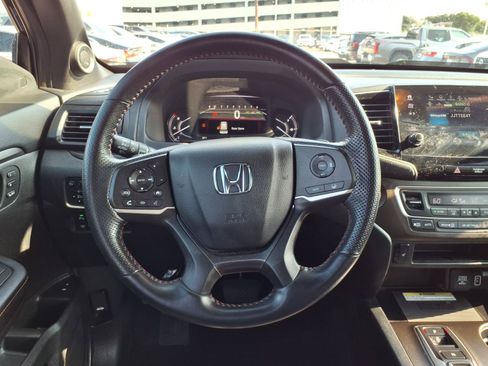 Certified 2023 Honda Passport TrailSport image 14