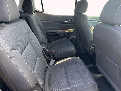 Used 2023 GMC Acadia SLE w/ Driver Convenience Package image 31