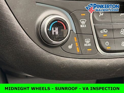 Used 2023 Chevrolet Malibu LT image 30