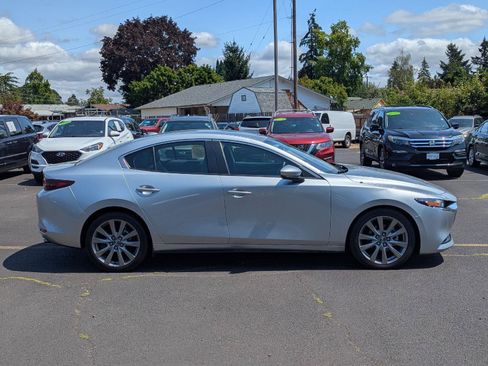 Used 2020 MAZDA MAZDA3 AWD Sedan w/ Preferred Package image 6