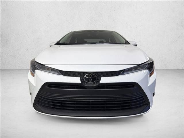Used 2025 Toyota Corolla LE w/ Convenience Package FWD image 8