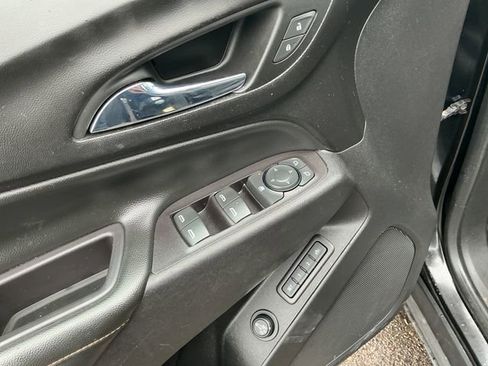 Used 2020 Chevrolet Equinox Premier FWD image 12