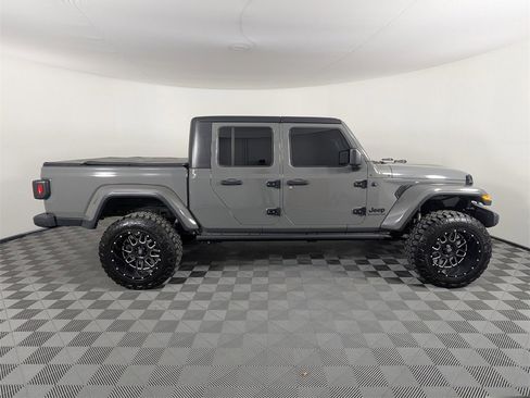 Used 2021 Jeep Gladiator Sport image 8