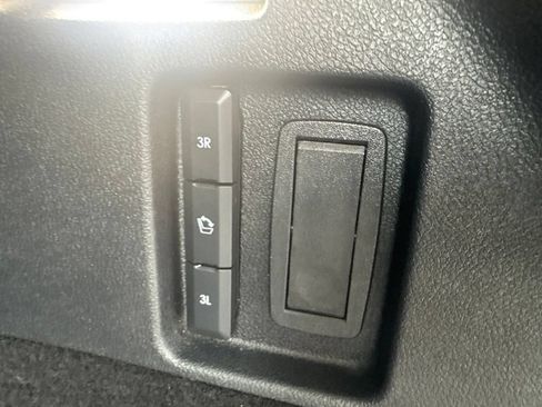Used 2023 Lincoln Aviator AWD w/ Premium Package image 40
