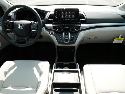 Used 2026 Honda Odyssey EX-L image 10