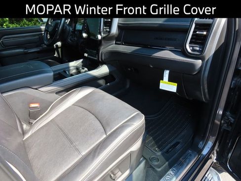 Used 2022 RAM 3500 Limited image 11