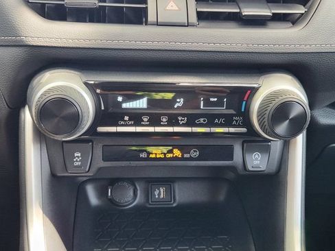 Used 2025 Toyota RAV4 LE FWD image 19