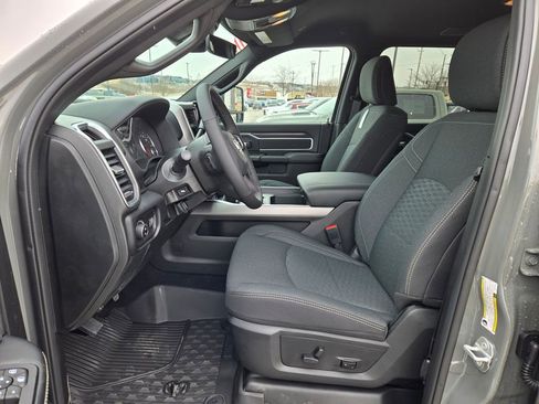 New 2026 RAM 2500 Big Horn AWD/4WD image 14