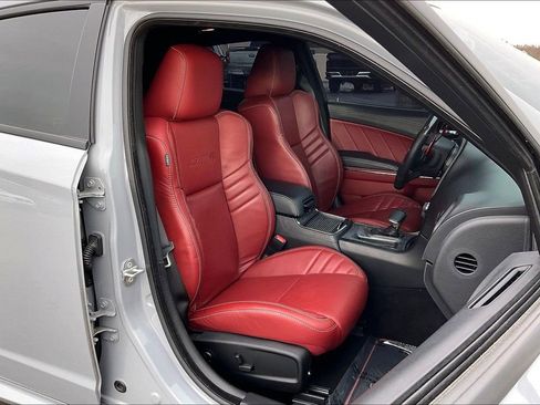 Used 2022 Dodge Charger SRT Hellcat w/ Harman/Kardon Audio Group image 30